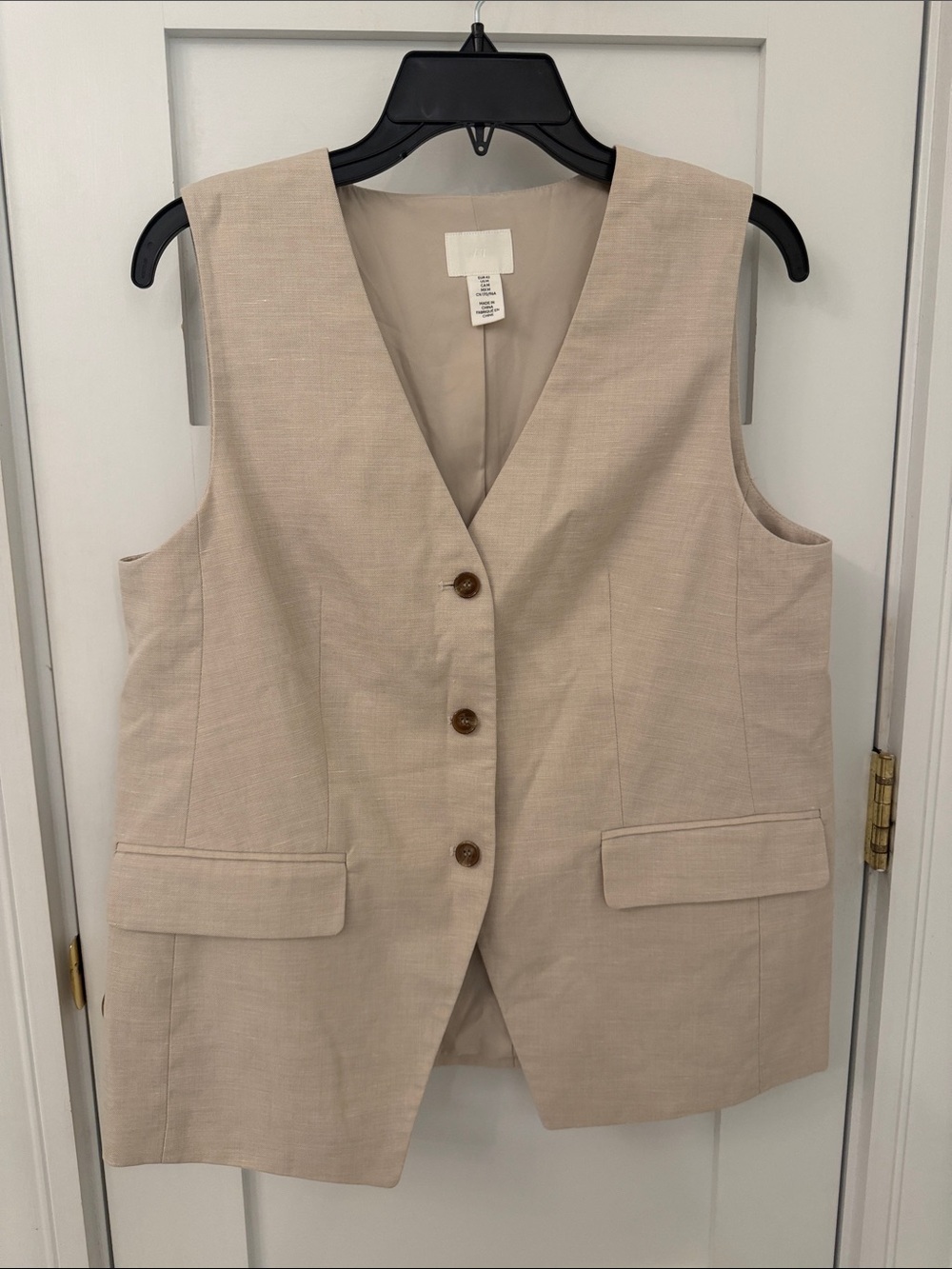 H&M Beige Sleeveless Vest with Button Front